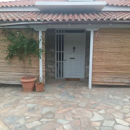Ferienhaus άθοσ