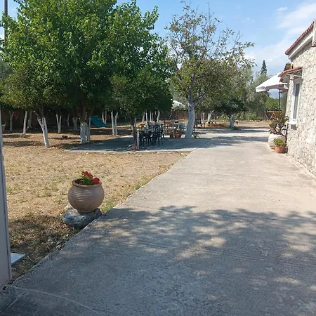 Ferienhaus άθοσ *