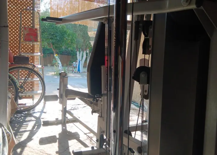 άθοσ 度假居 *